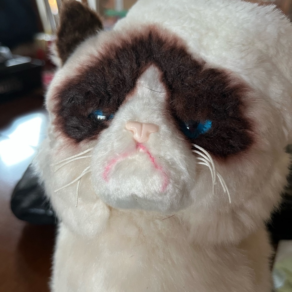 Gund Plush Cat Toy - Cream and Brown